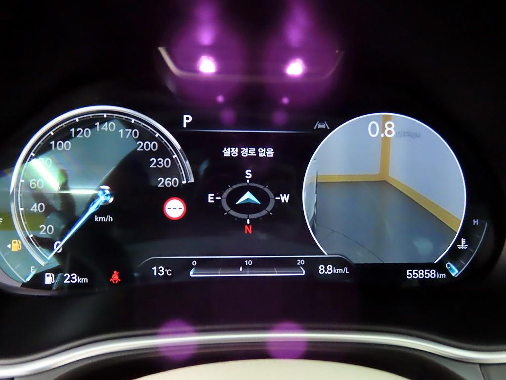 Genesis GV80 - Vista 8