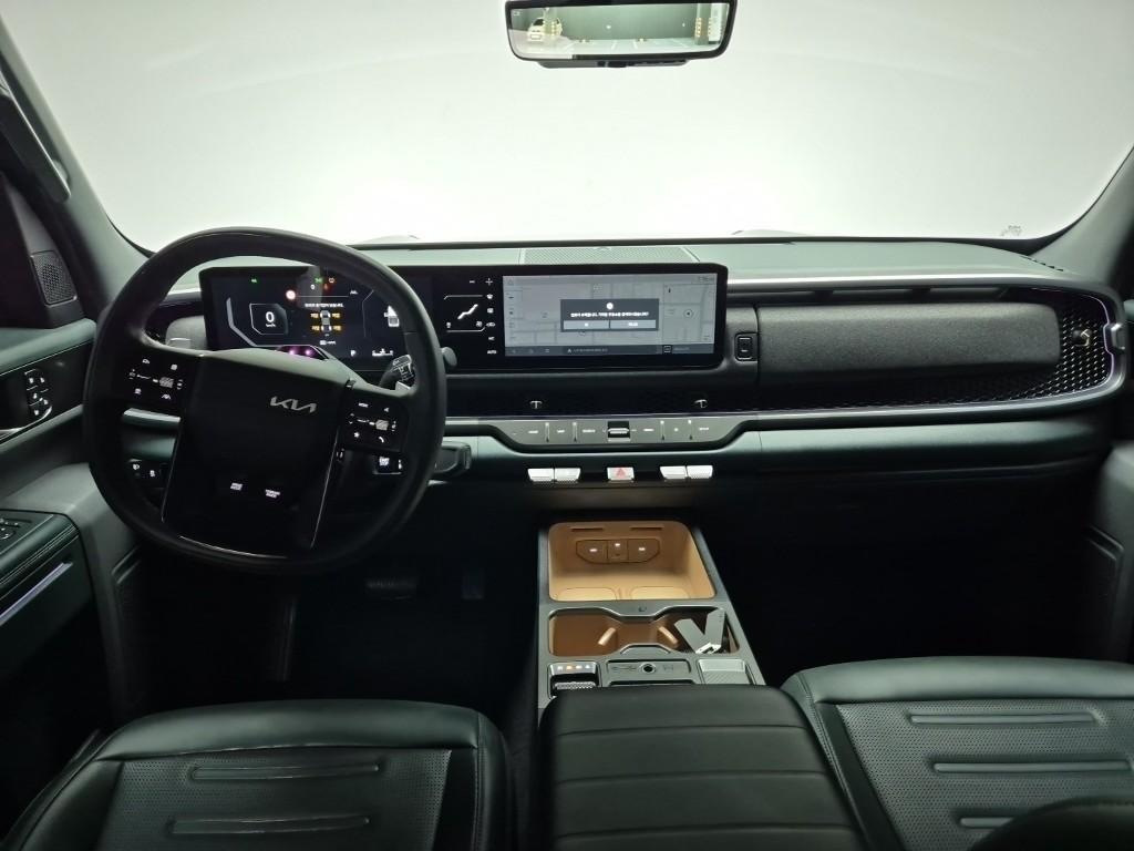 KIA Tasman - Vista 7