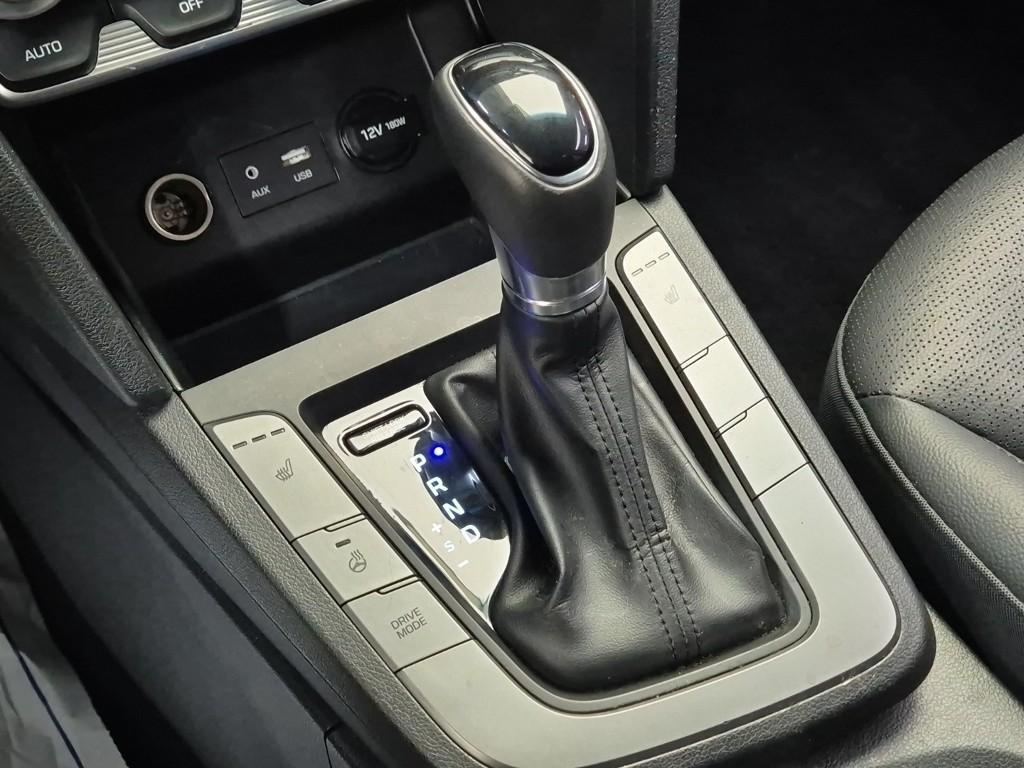 HYUNDAI Avante 2019 Negro - Importación desde Corea - HF Imports Iquique - Foto 16