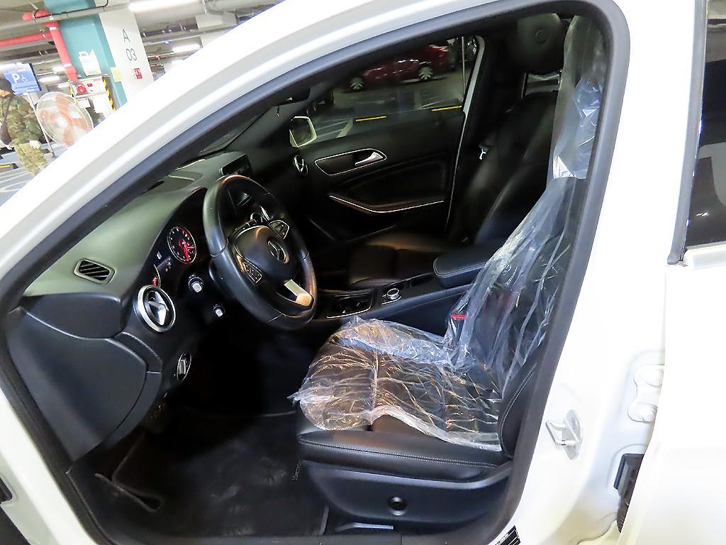 Mercedes Benz A Class - Vista 6