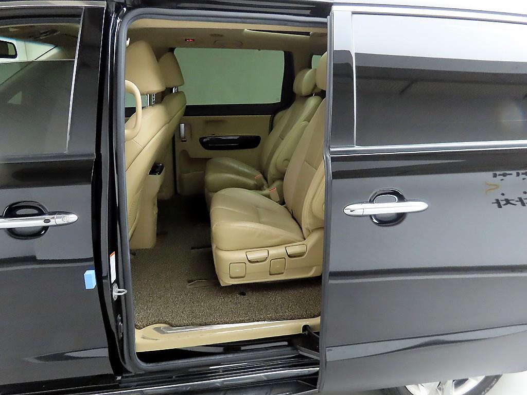 KIA Carnival 2018 Negro - Importación desde Corea - HF Imports Iquique - Foto 14