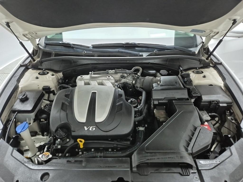 HYUNDAI Grandeur - Vista 5