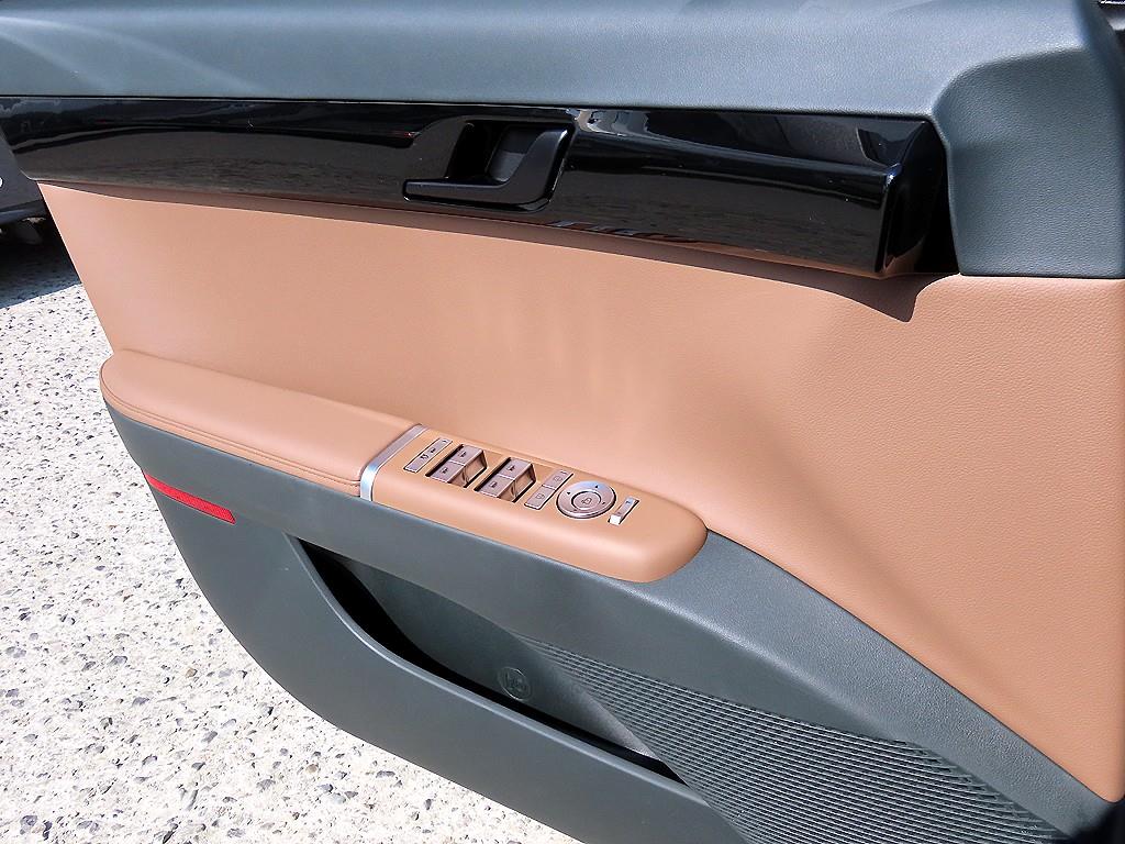 HYUNDAI Grandeur - Vista 11