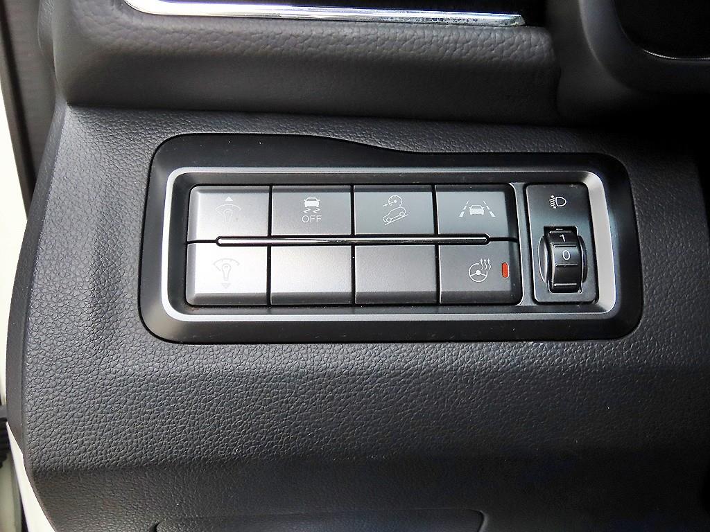 Ssangyong Tivoli - Vista 12