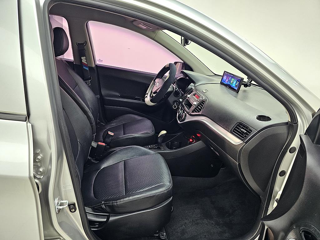 KIA Morning - Vista 11