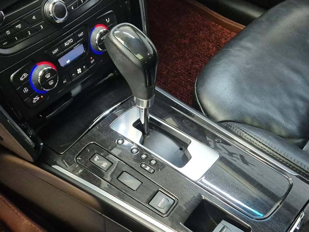 SAMSUNG SM7 - Vista 8