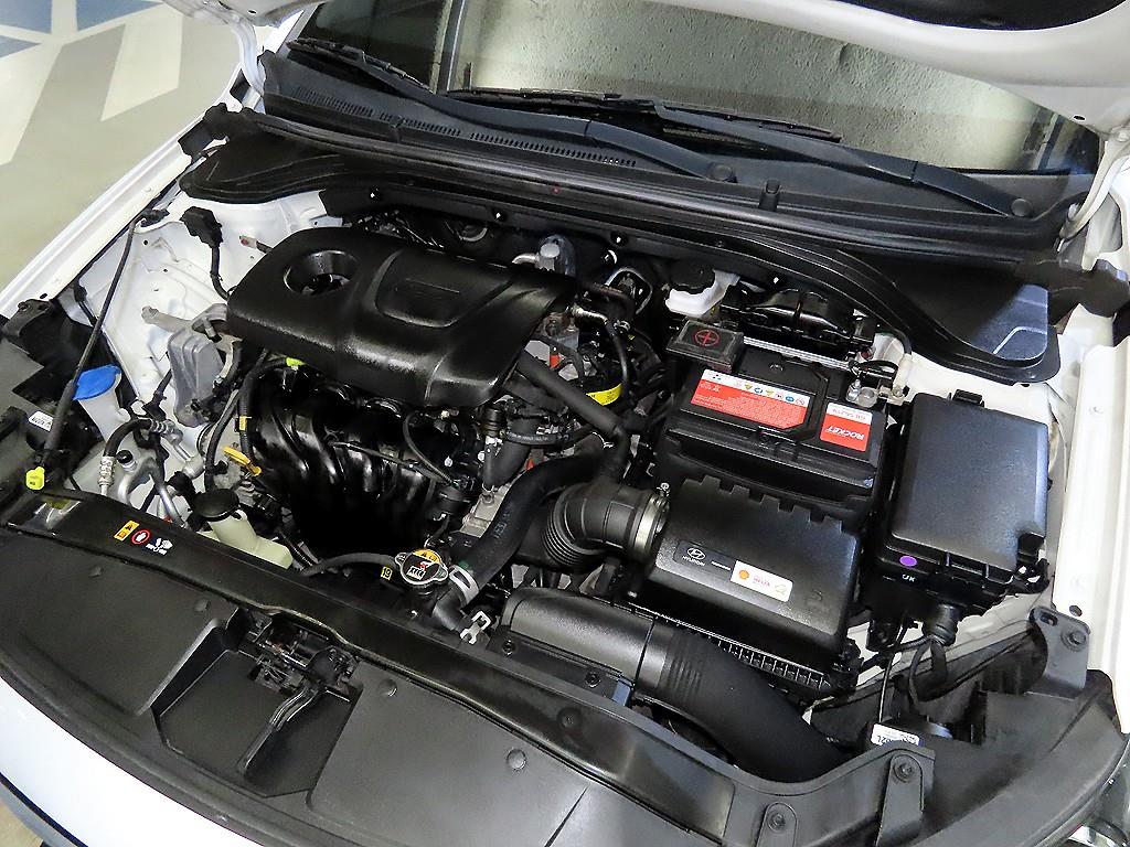 HYUNDAI Avante 2018 - Importación desde Corea - HF Imports Iquique - Foto 17