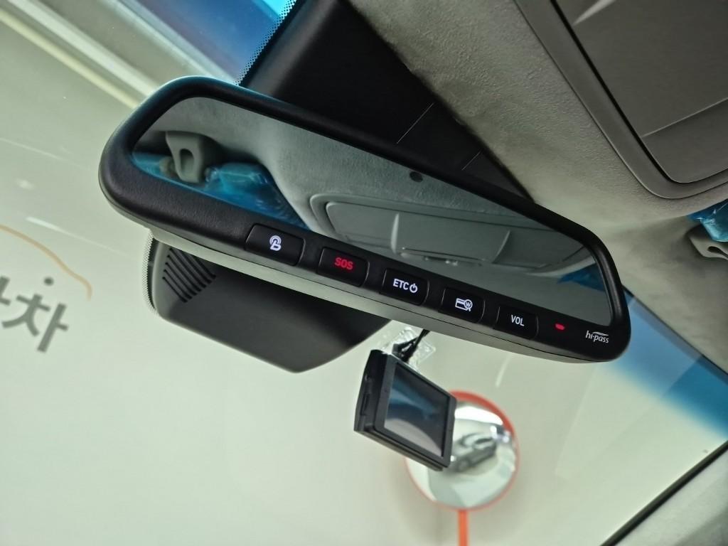 HYUNDAI Santa Fe - Vista 12