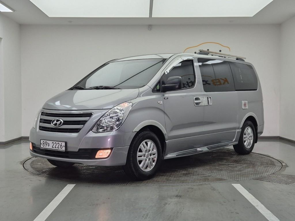 HYUNDAI Starex 2016 Plateado - Importación desde Corea - HF Imports Iquique - Foto 1