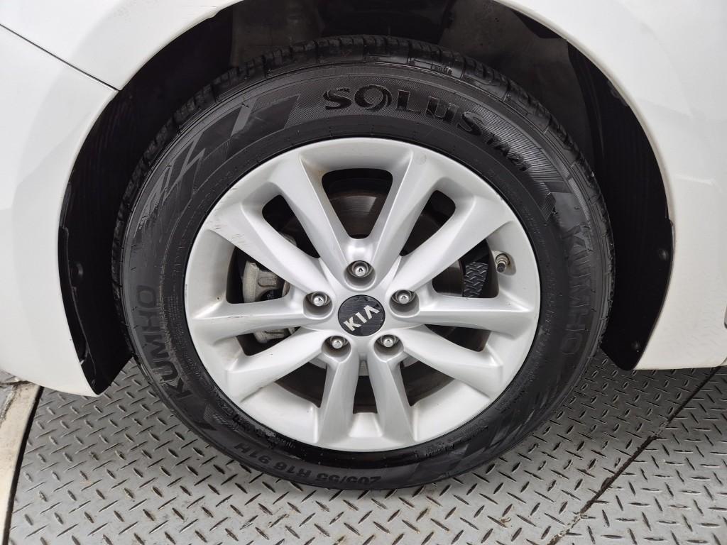 KIA K3 2017 Blanco - Importación desde Corea - HF Imports Iquique - Foto 17