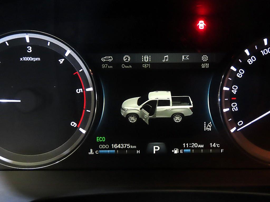 Ssangyong Rexton - Vista 9