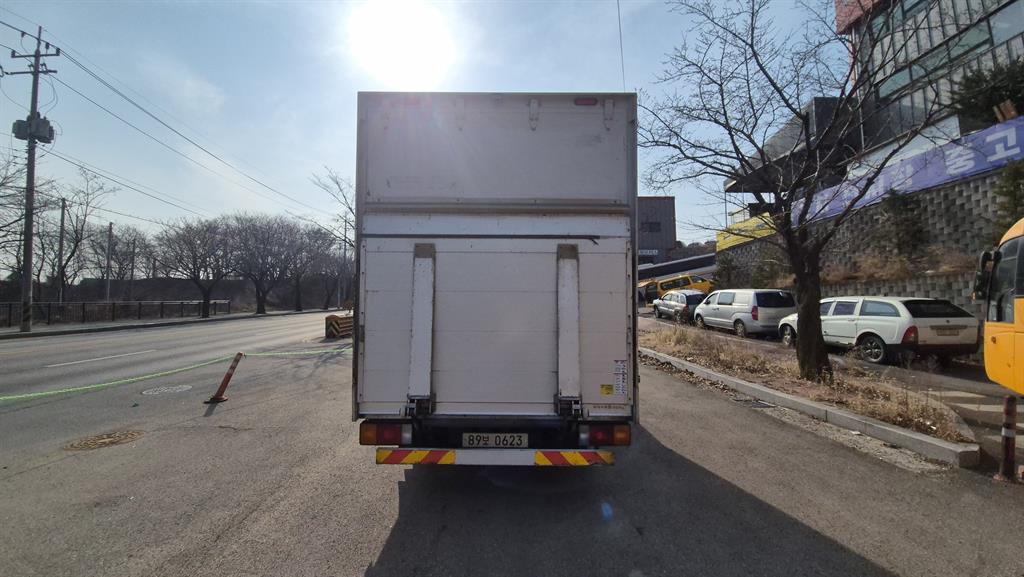 medium and large cargo truck 2019 Blanco - Importación desde Corea - HF Imports Iquique - Foto 17