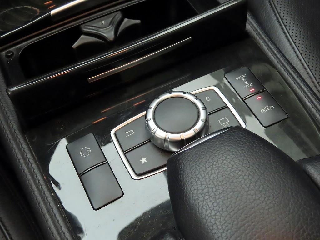 Mercedes Benz CLS Class - Vista 11