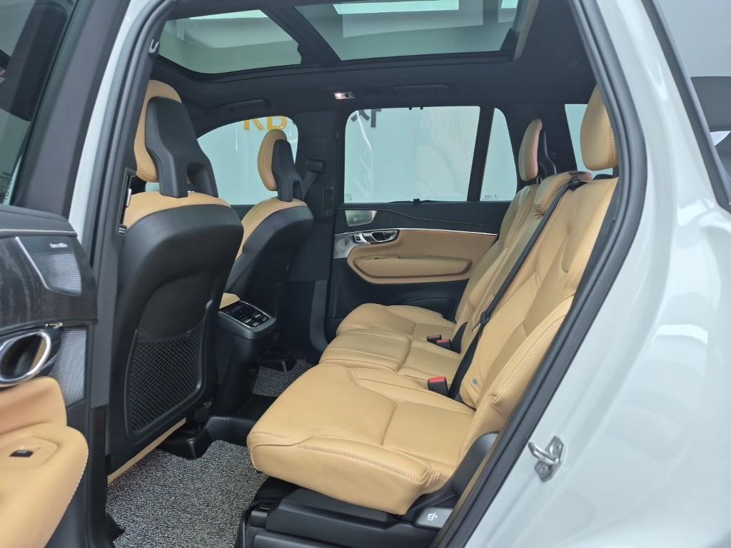 Volvo XC90 - Vista 12