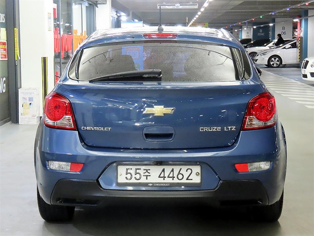 Chevrolet Cruise - Vista 5