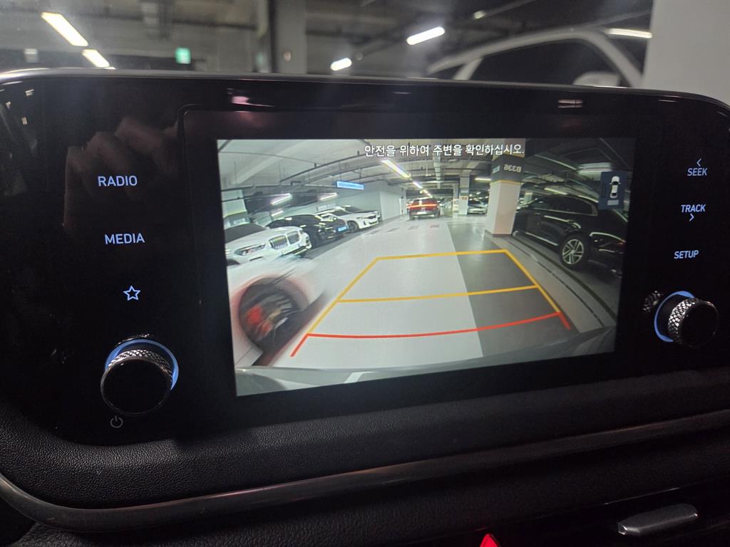 HYUNDAI Sonata - Vista 9