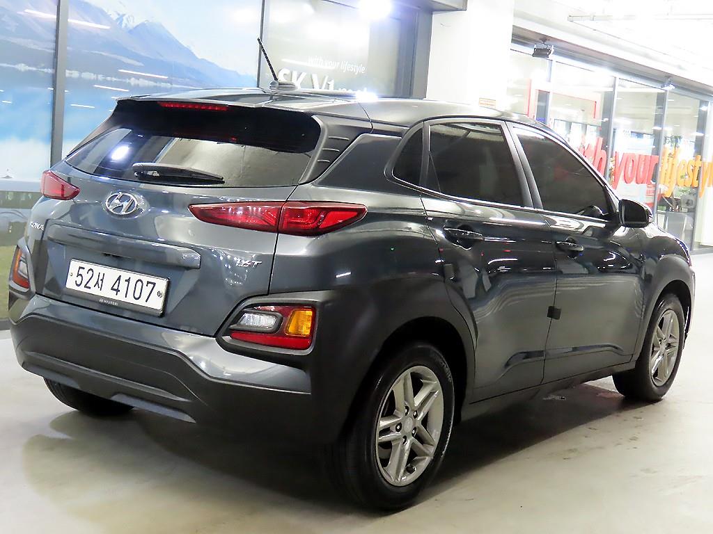HYUNDAI Kona - Vista 4