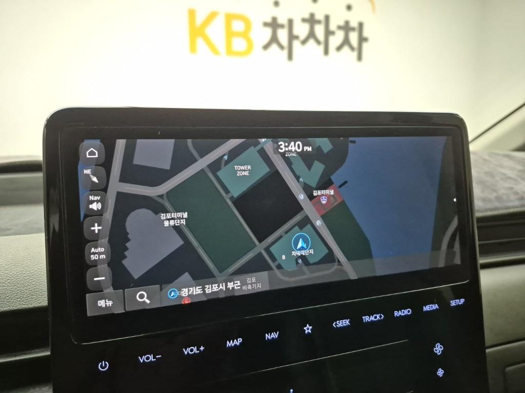 HYUNDAI Staria - Vista 12