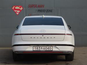 HYUNDAI Grandeur - Vista 8