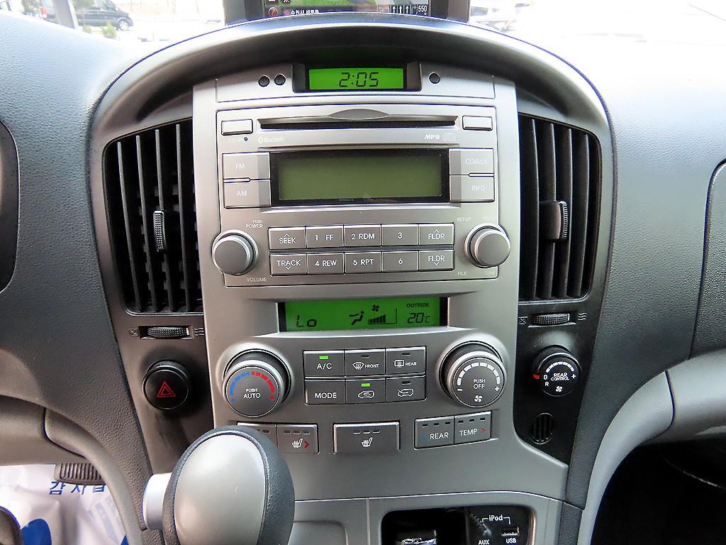 HYUNDAI Starex 2014 Plateado - Importación desde Corea - HF Imports Iquique - Foto 14