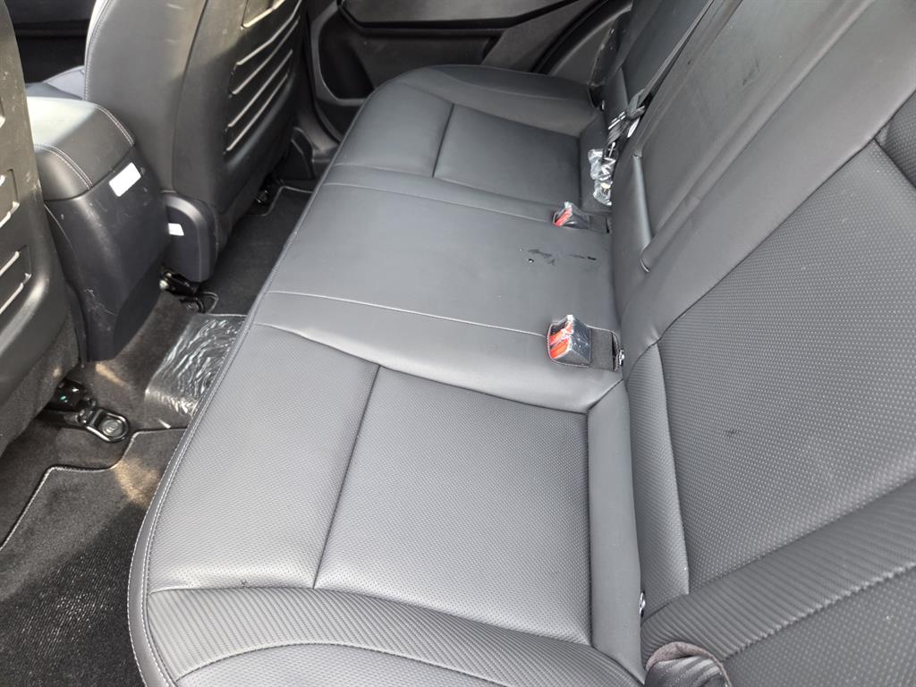 Ssangyong Tivoli - Vista 11