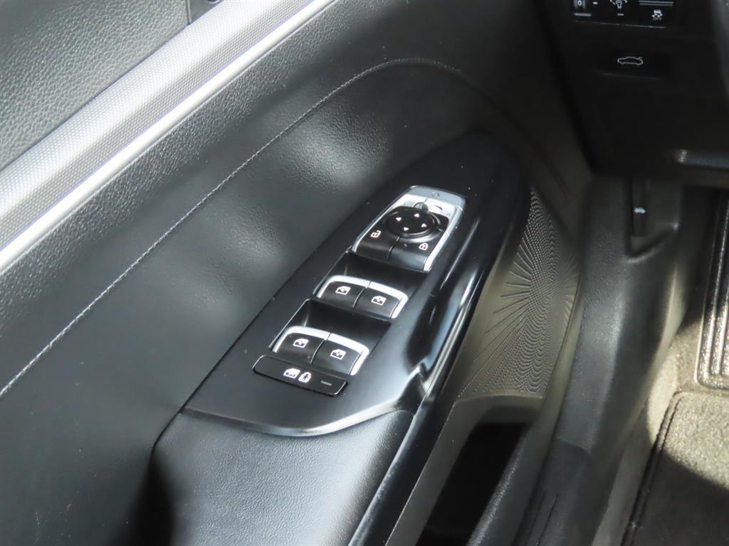 KIA K5 2023 Blanco - Importación desde Corea - HF Imports Iquique - Foto 13