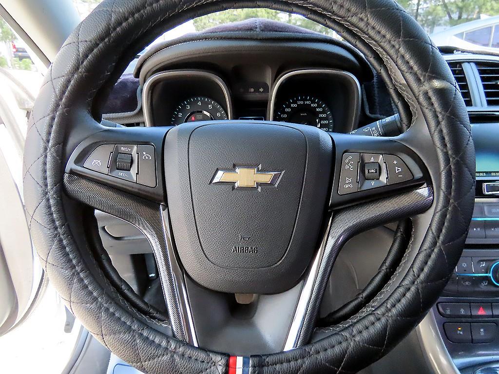 Chevrolet Malibu - Vista 8