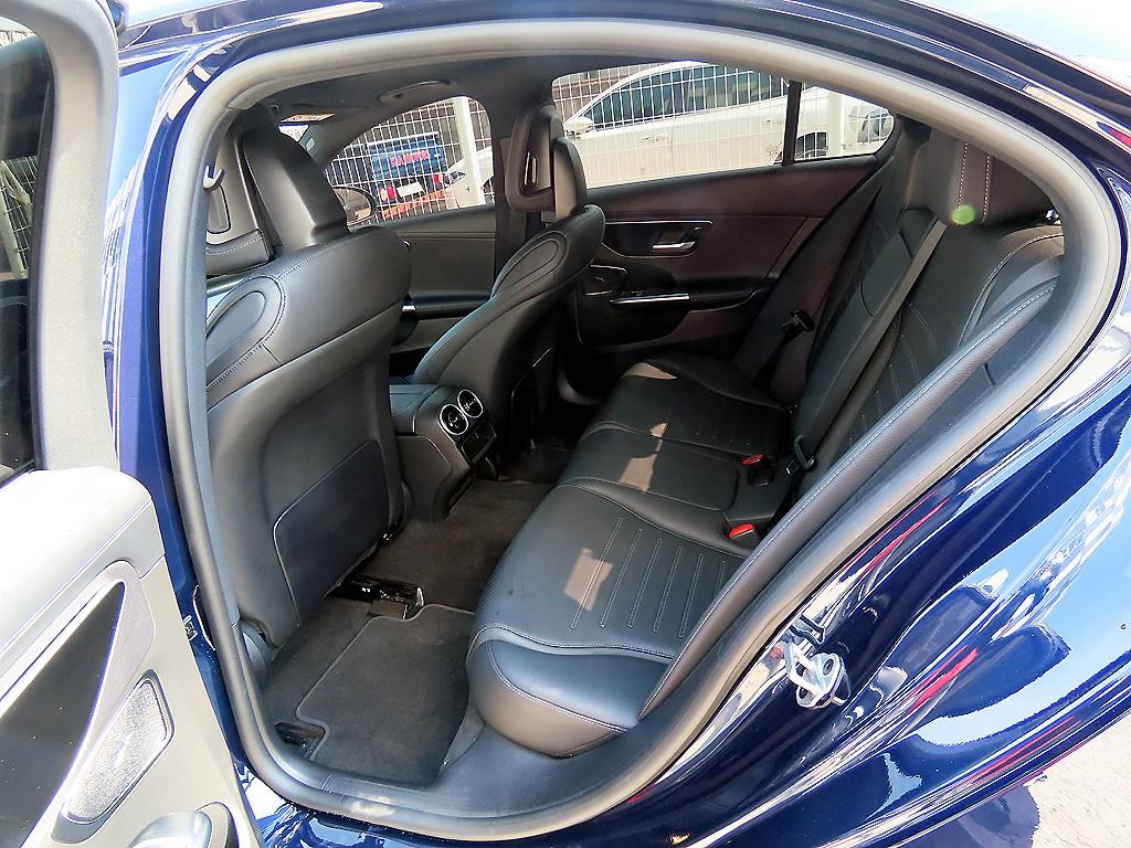 Mercedes Benz C Class - Vista 6