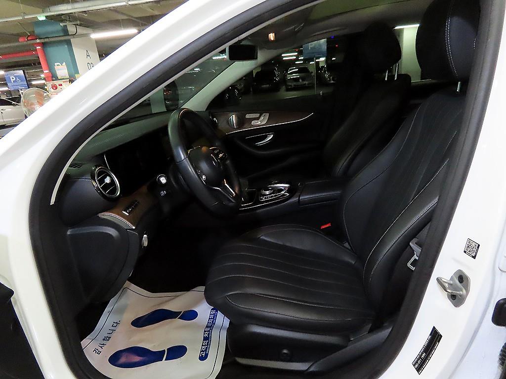 Mercedes Benz E class - Vista 6