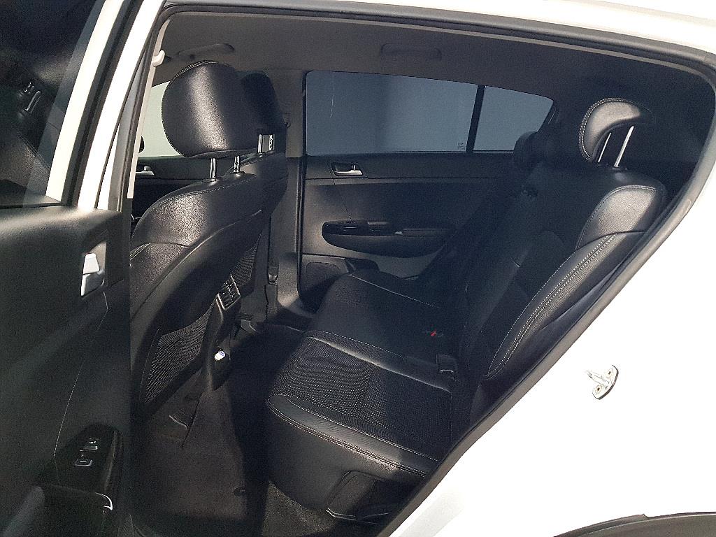 KIA Sportage - Vista 9
