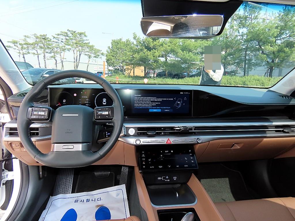 HYUNDAI Grandeur - Vista 7