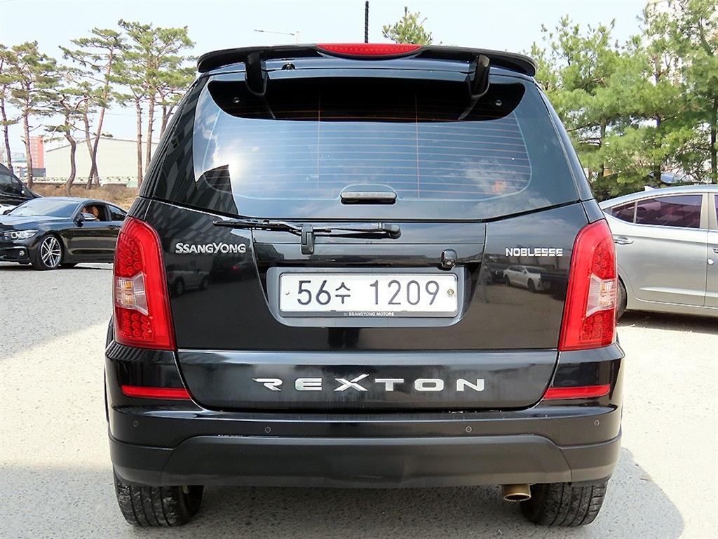 Ssangyong Rexton - Vista 4