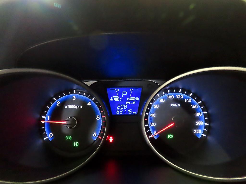 HYUNDAI Tucson - Vista 9