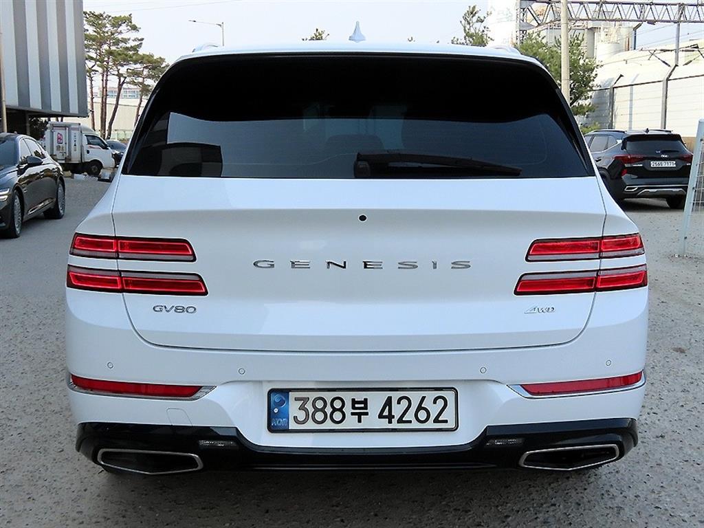 Genesis GV80 - Vista 4