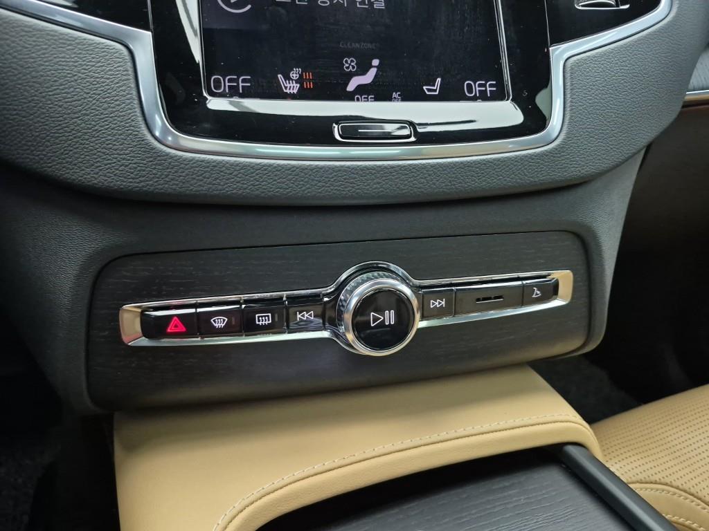 Volvo XC90 - Vista 10