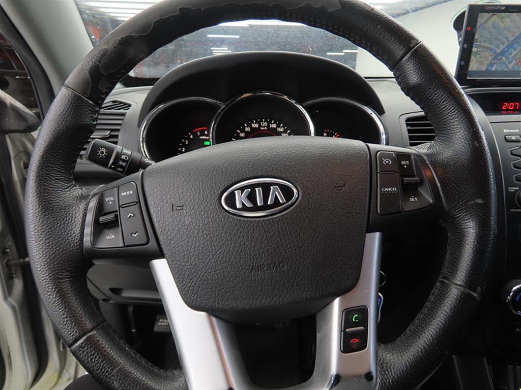 KIA Sorento - Vista 8