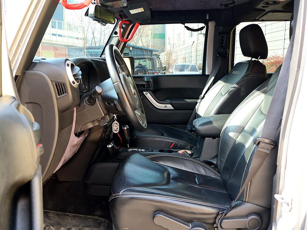 Jeep Wrangler 2017 Gris - Importación desde Corea - HF Imports Iquique - Foto 11