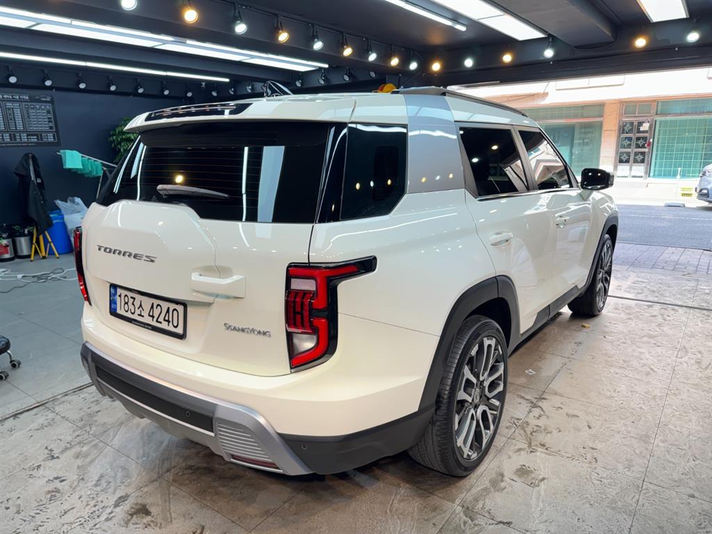 Ssangyong Torres - Vista 10