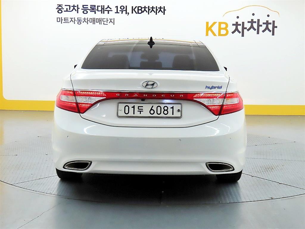 HYUNDAI Grandeur - Vista 3