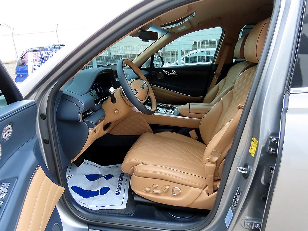 Genesis GV80 - Vista 5