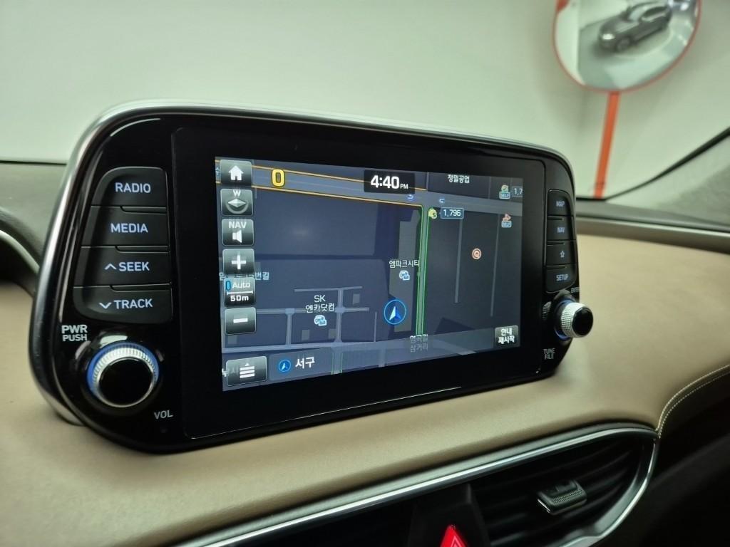 HYUNDAI Santa Fe - Vista 11