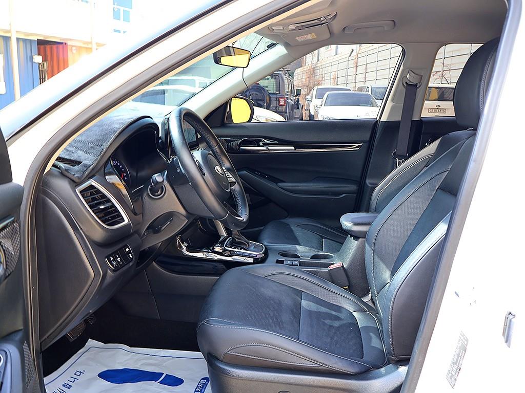 KIA Seltos 2022 Blanco - Importación desde Corea - HF Imports Iquique - Foto 12