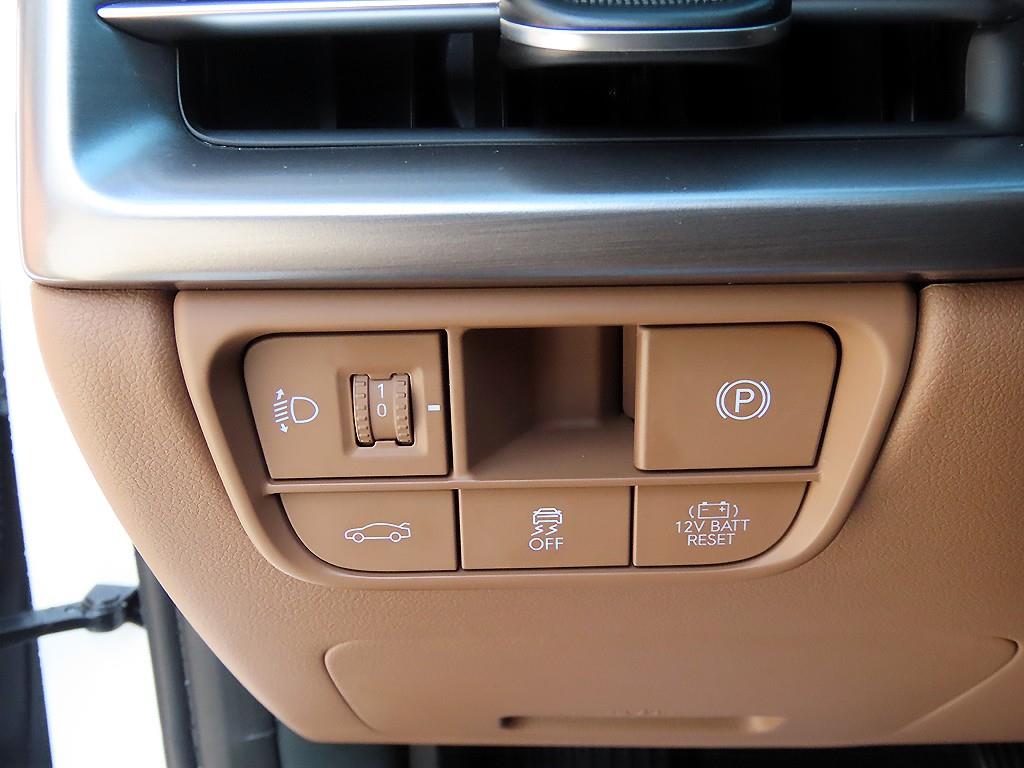 HYUNDAI Grandeur - Vista 12