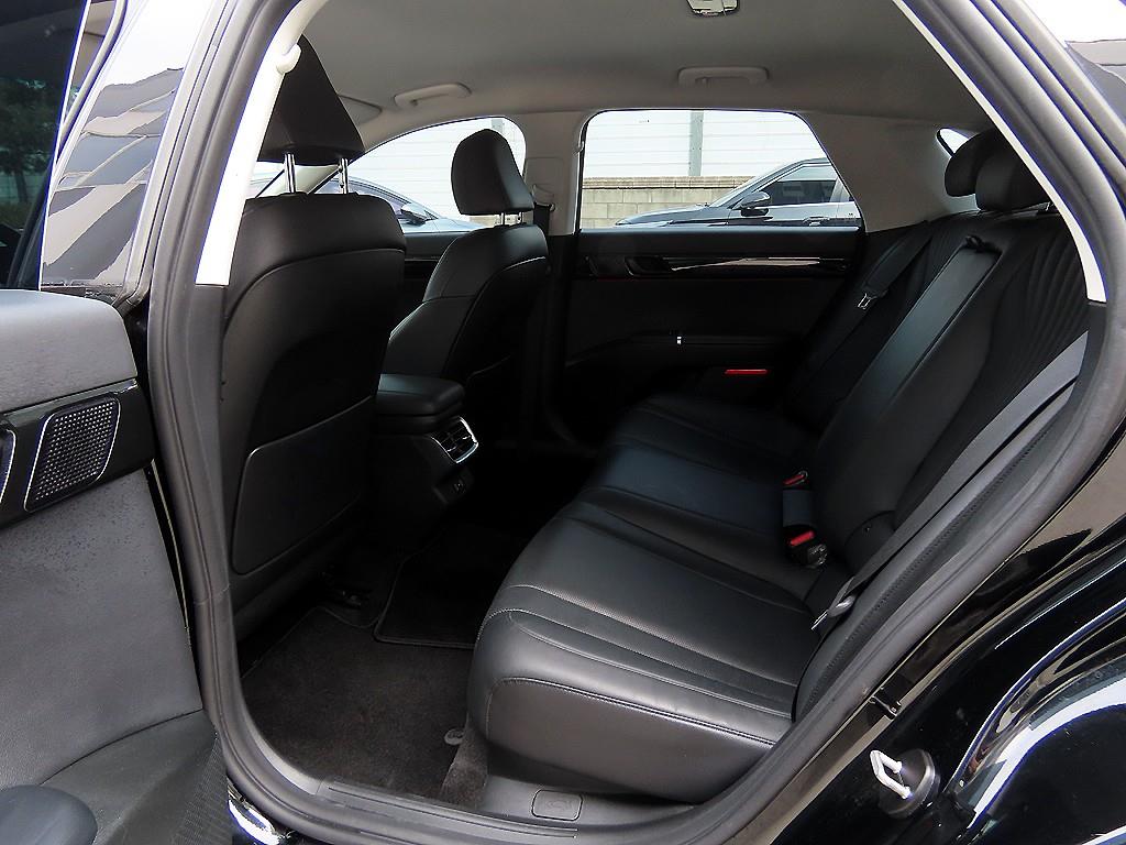 HYUNDAI Grandeur - Vista 6