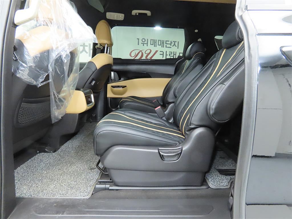 KIA Carnival - Vista 6