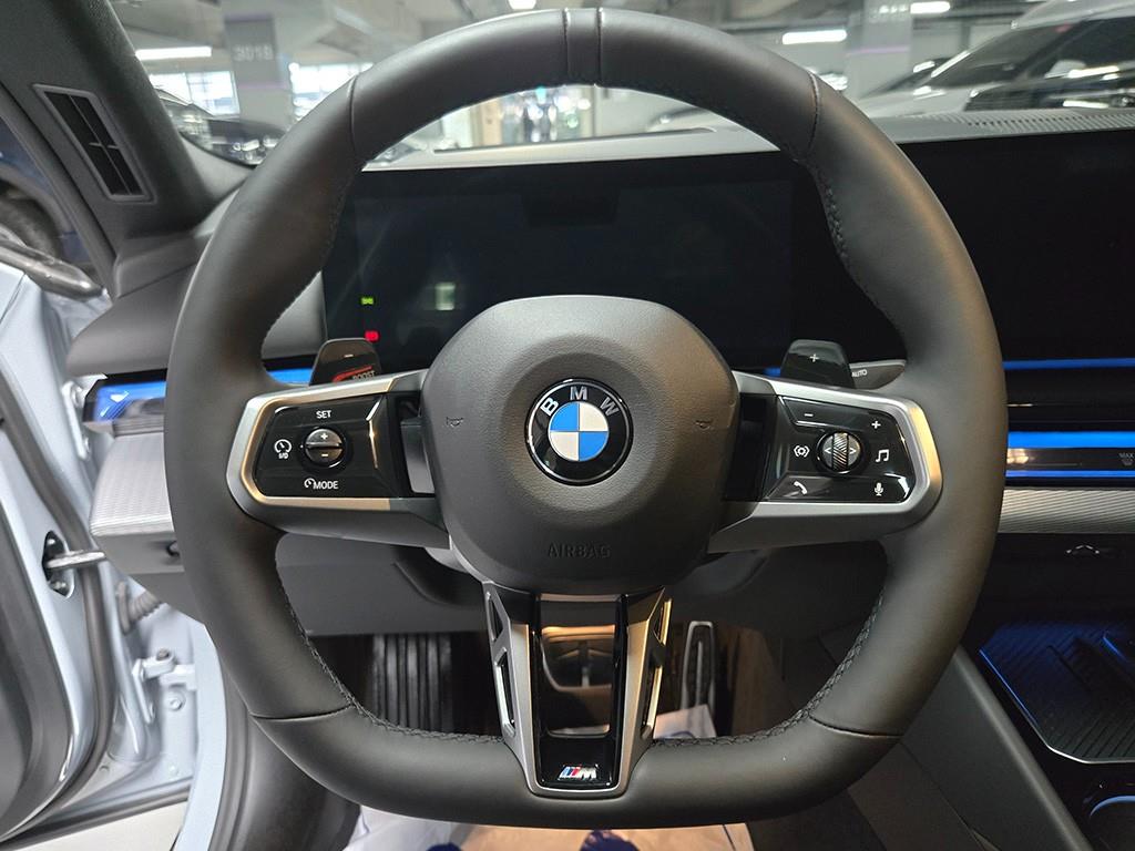 BMW 5 Series - Vista 7