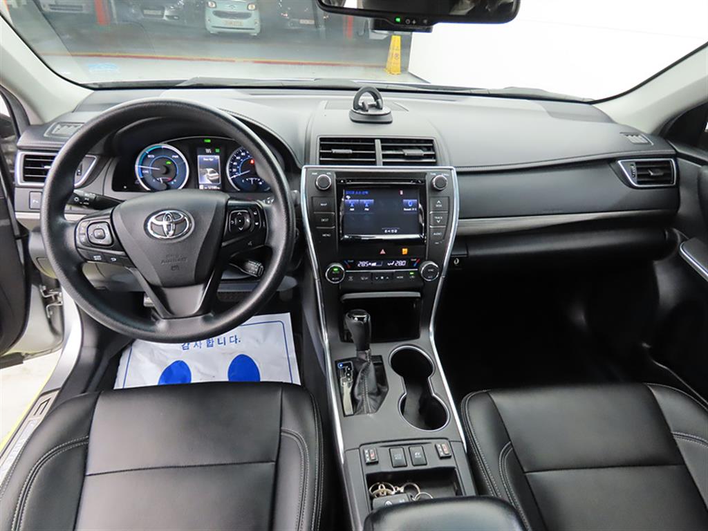 Toyota Camry - Vista 7