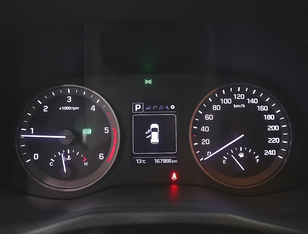 HYUNDAI Tucson - Vista 9