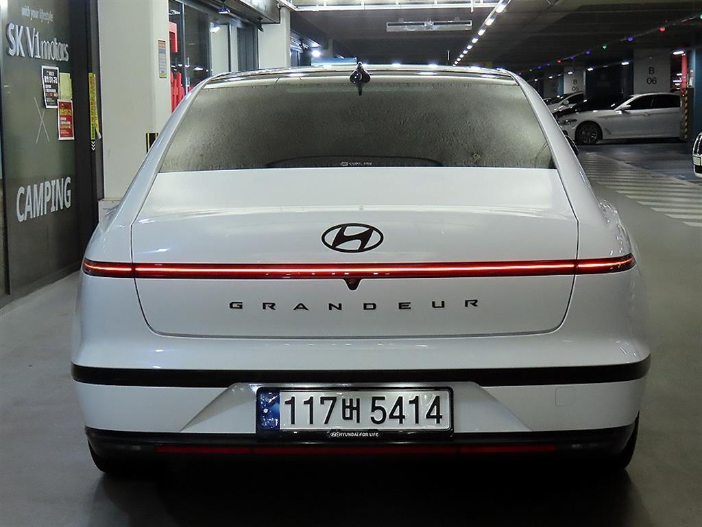 HYUNDAI Grandeur - Vista 5