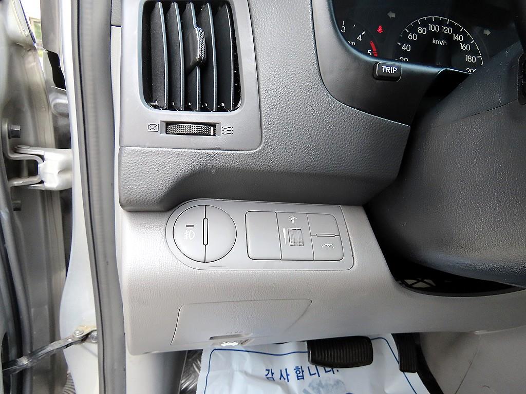 HYUNDAI Starex 2014 Plateado - Importación desde Corea - HF Imports Iquique - Foto 13